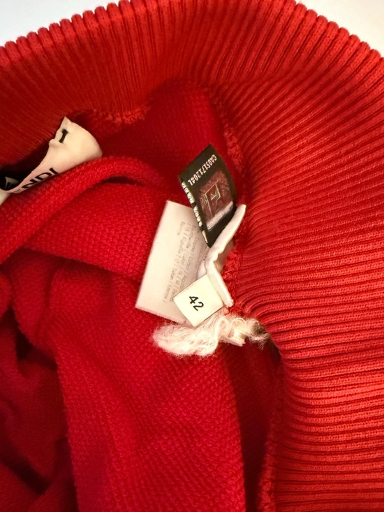🌹Fendi Red Jogger Pants with Black Logo Tape, Size IT 42 or US 6 - Picture 10 of 12